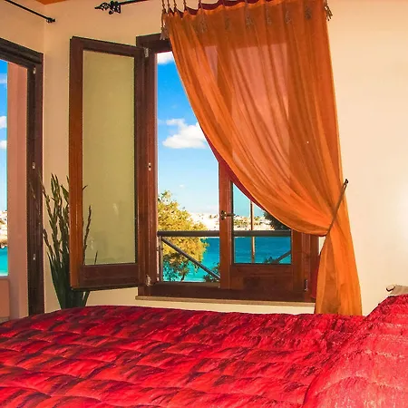Il Faro Della Guitgia Tommasino Hotel 3*