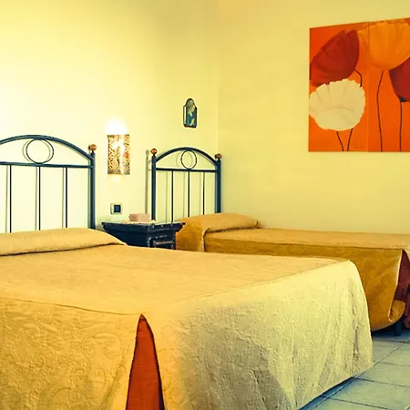 Hotel Il Faro Della Guitgia Tommasino 3*